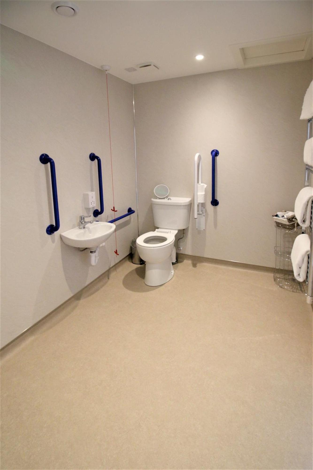 The Old Brewhouse Hotel Arbroath Room photo